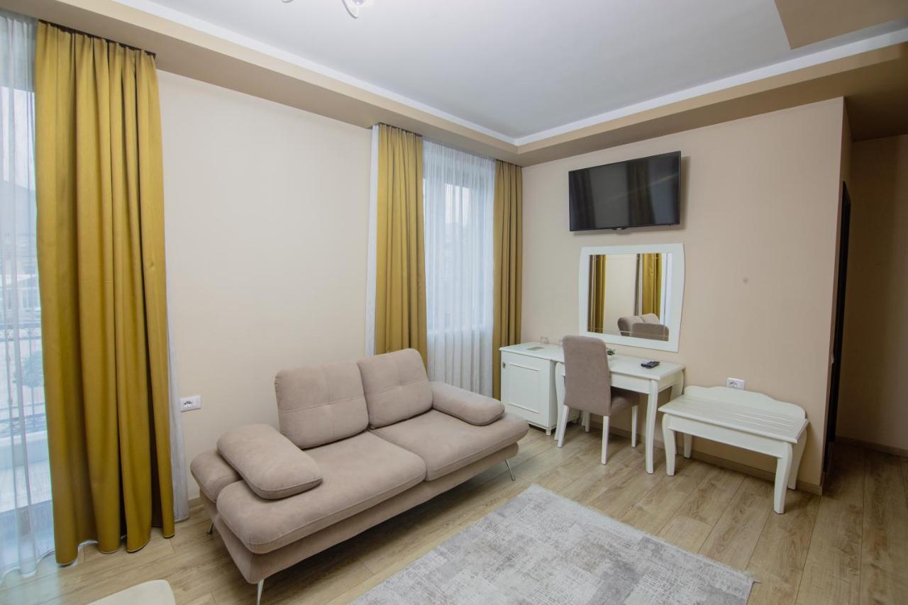 Christi'S Hotel Borova Görice Dış mekan fotoğraf