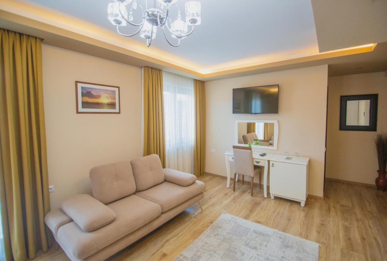 Christi'S Hotel Borova Görice Dış mekan fotoğraf