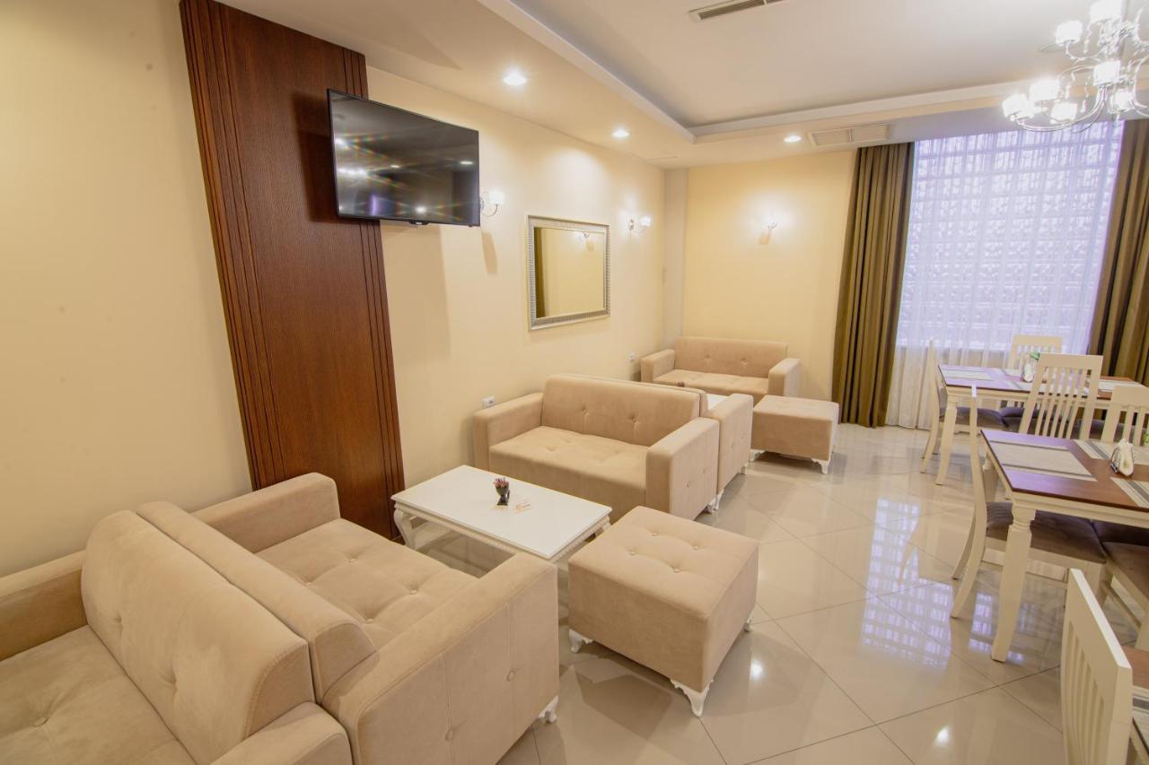 Christi'S Hotel Borova Görice Dış mekan fotoğraf